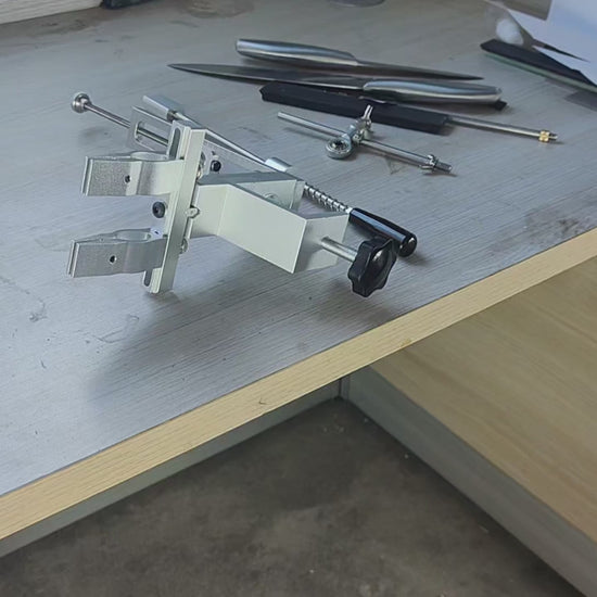 Vidéo démonstration aiguiseur professionnel à angle fixe pour affûtage précis et stable des couteaux avec pierres diamant