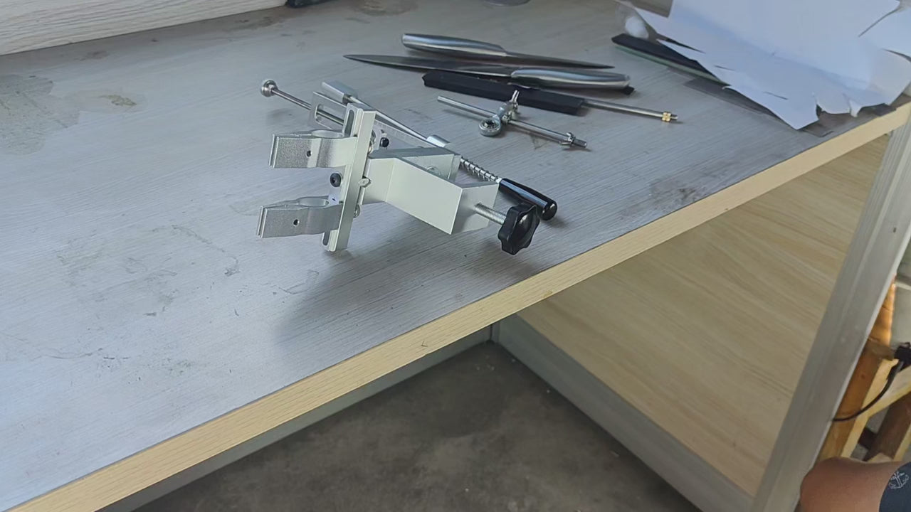 Vidéo démonstration aiguiseur professionnel à angle fixe pour affûtage précis et stable des couteaux avec pierres diamant